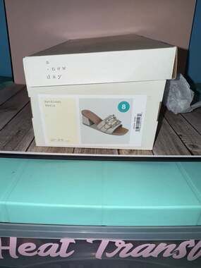 A New Day Women's Kathleen Raffia Buckle Block Heels Beige Size 8 NWT
